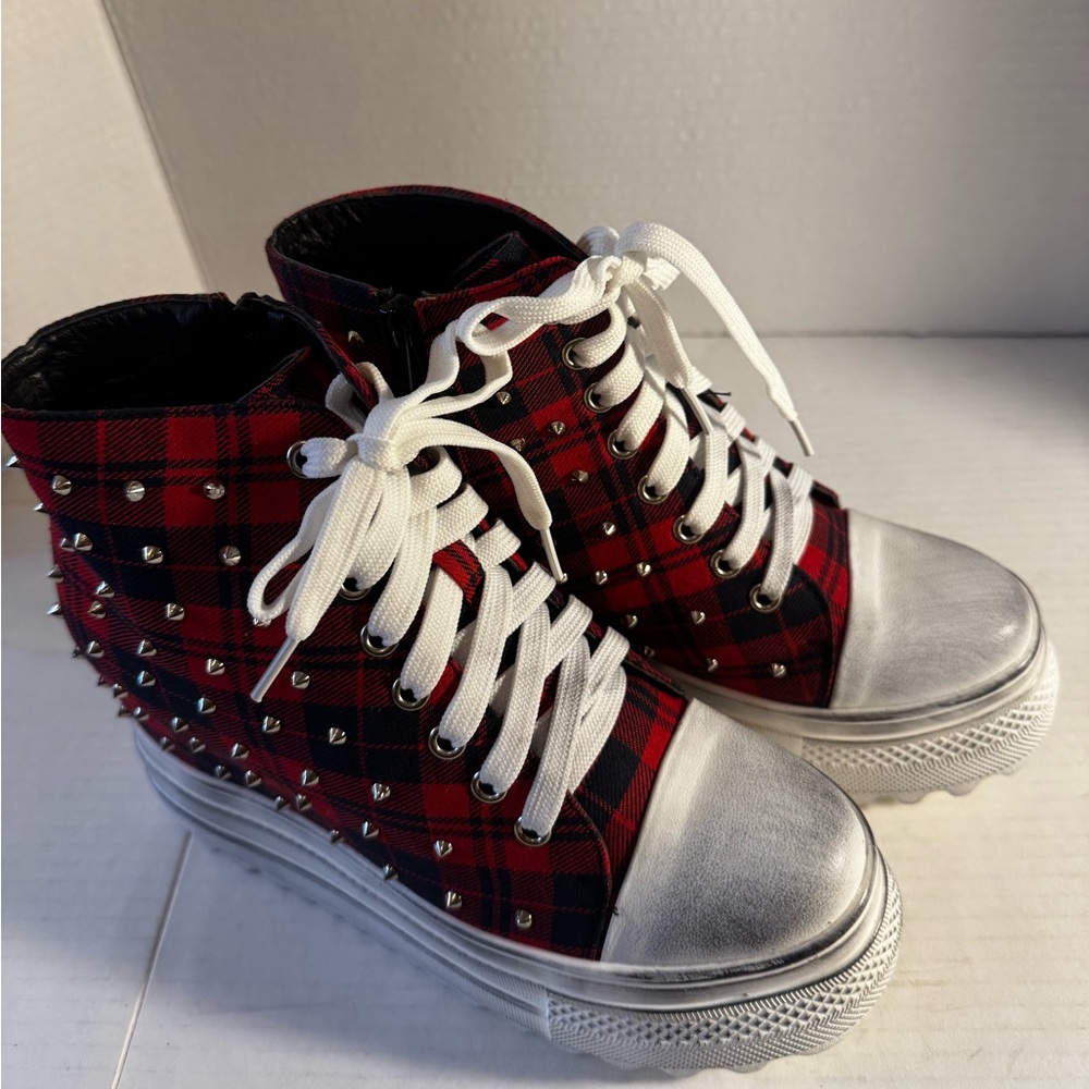 Plaid High-Top Platform Sneakers with Studs and Silver Toe